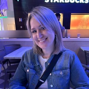 Meet your Posher, Brooke